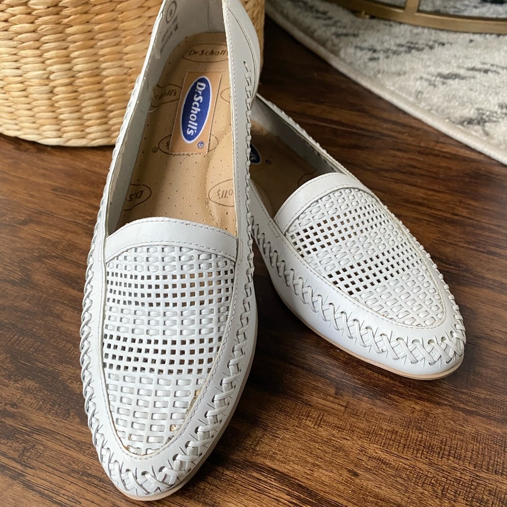 Dr. Scholl’s White Genuine Leather Flats/Loafers - Like New Condition